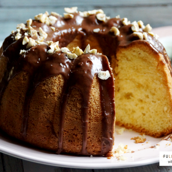  Babka majonezowa z czekoladowo-cytrynowym lukrem