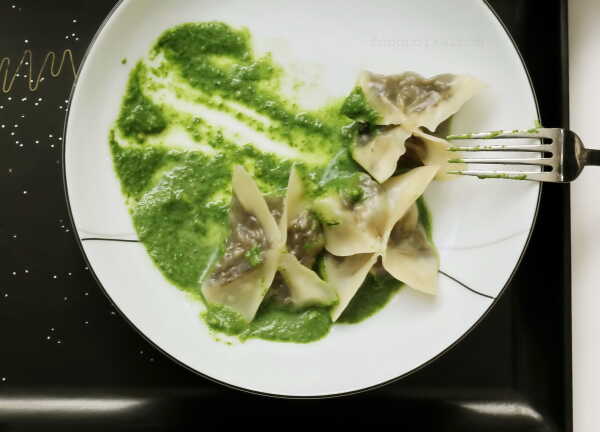 “Just go for it” portobello-spinach Wontons