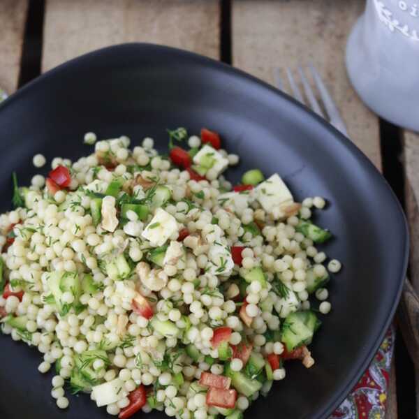 Sałatka z makaronem kuskus / Kuskus salatası