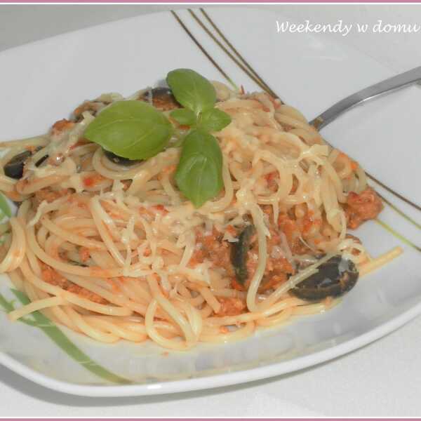 Spaghetti z tuńczykiem i 'Sierpniowy żar'