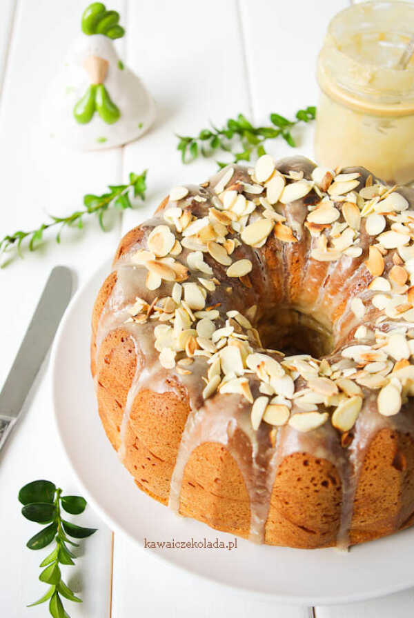 Babka drożdżowa z tahini (wegańska)