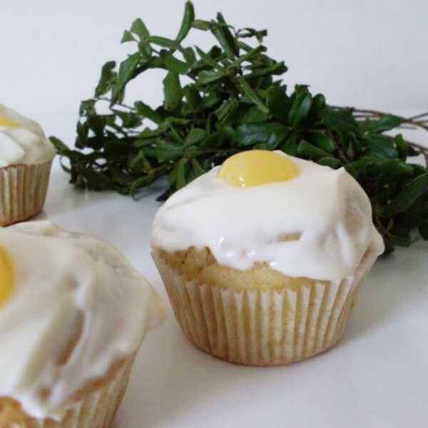 MUFFINKI Z LEMON CURD