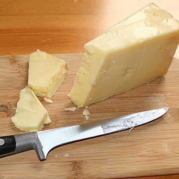 Domowy ser cheddar 