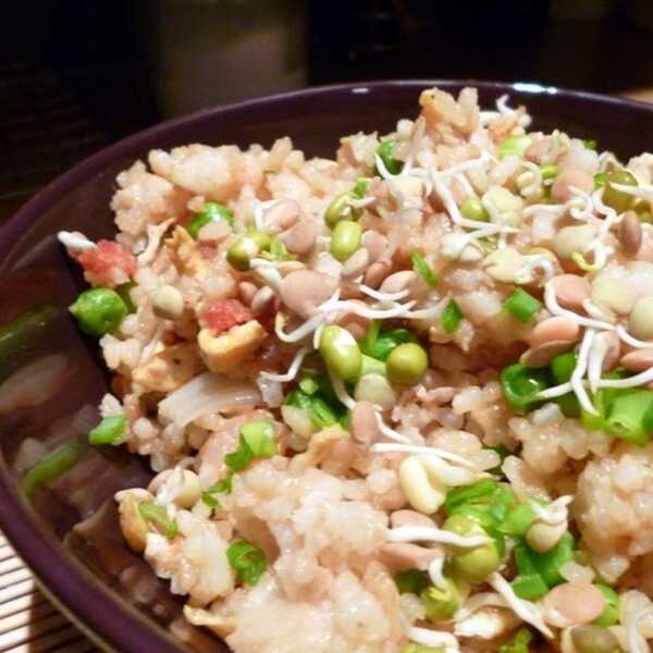 Ryż smażony z krewetkami po chińsku
