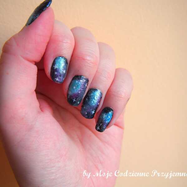 Galaxy nails