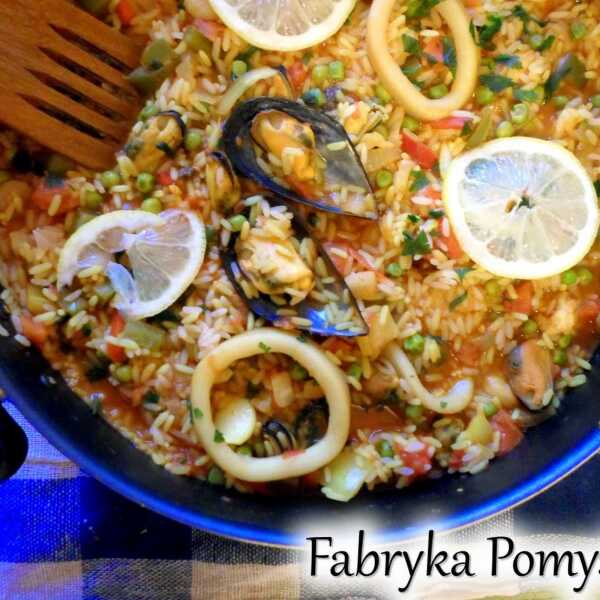 Paella z owocami morza