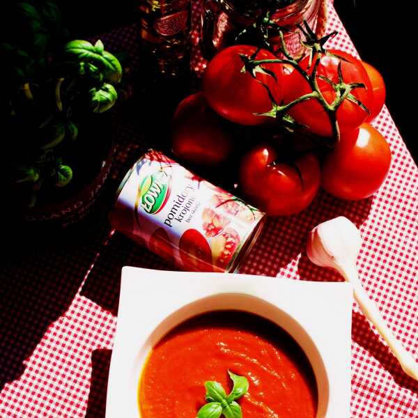 Słoneczny sycylijski krem z pomidorów!