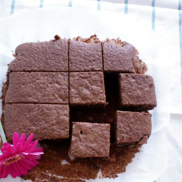 Lekkie ciasto czekoladowe