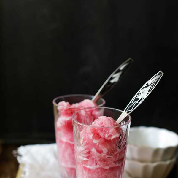 MROŻONY SYROP Z RABARBARU - RHUBARB GRANITA