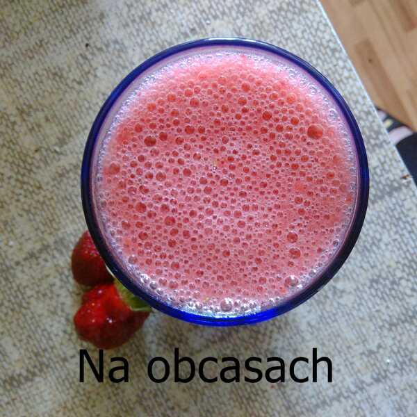 Smoothies z ananasem (2 rodzaje!)