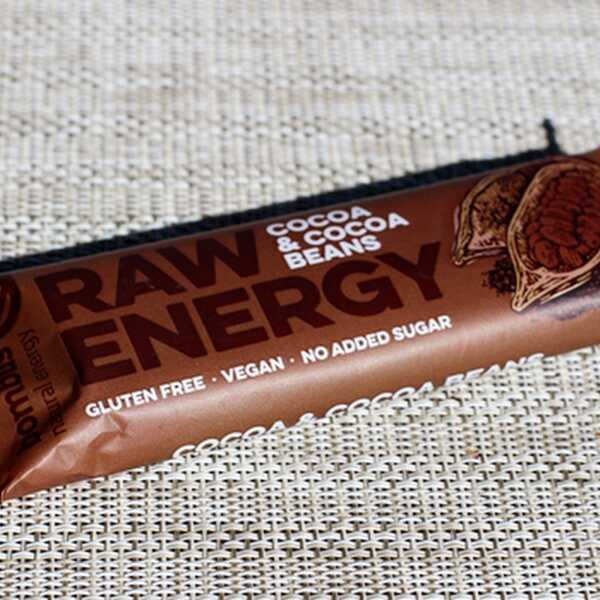 Baton RAW ENERGY z ziarnami kakaowca - recenzja