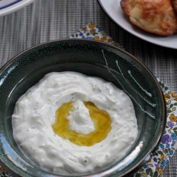 Menu ramazanowe dzien 12. / Dip jogurtowy z ogórkiem i feta