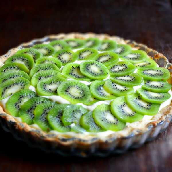 Deszczowa tarta bezglutenowa z kiwi 