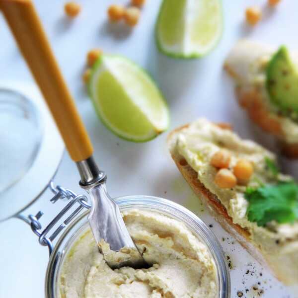 Hummus - pasta z ciecierzycy i sezamu