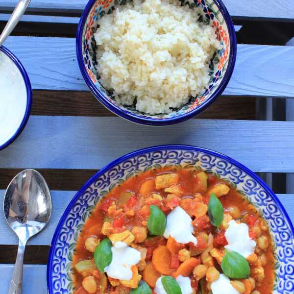 Uczta rodem z Bliskiego Wschodu, czyli tagine z kurczakiem i warzywami! 