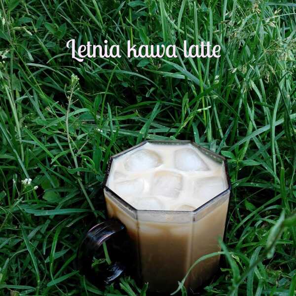 Letnia kawa latte 