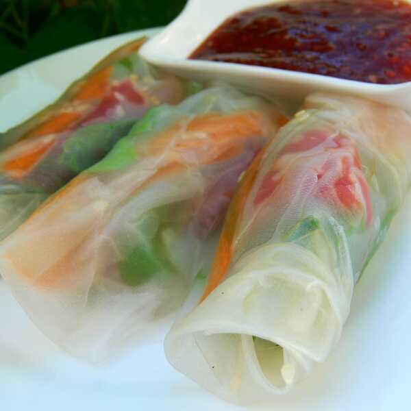 Sajgonki ze świeżych warzyw z sosem czyli spring rolls