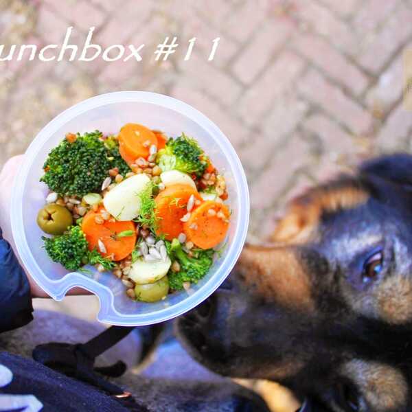 Cykl 'Na szybko-lunchbox z parowaru'. Kasza gryczana z warzywami, czyli lunchbox #11.