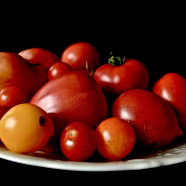 Prosty sos pomidorowy według Marcelli Hazan
