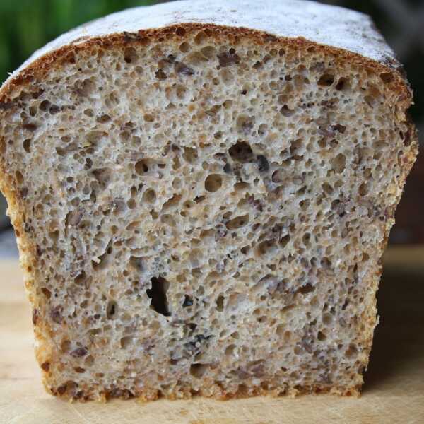 Sierpniowa Piekarnia - Chleb mieszany na miodzie z oliwkami