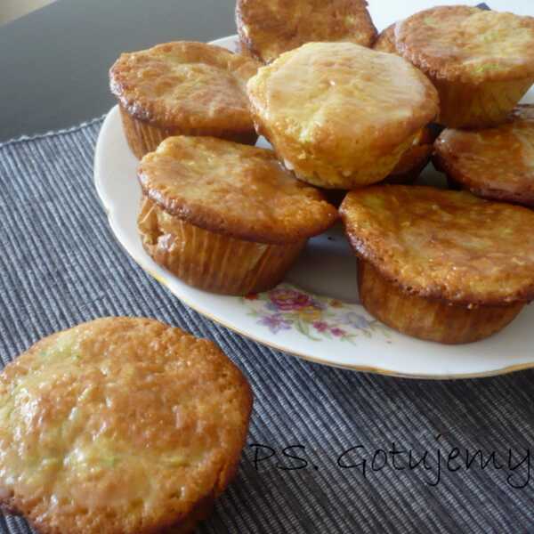 Muffiny cukiniowo-cytrynowe