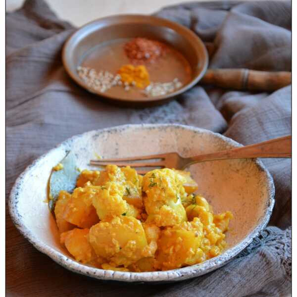 Curry z pieczonymi ziemniakami i kalafiorem