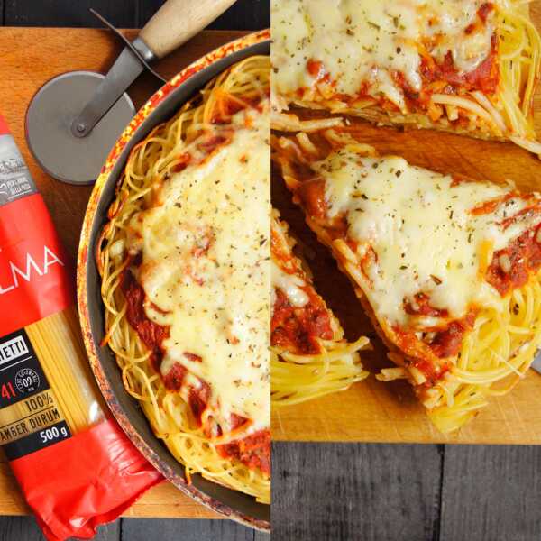 Spaghetti pizza z patelni.