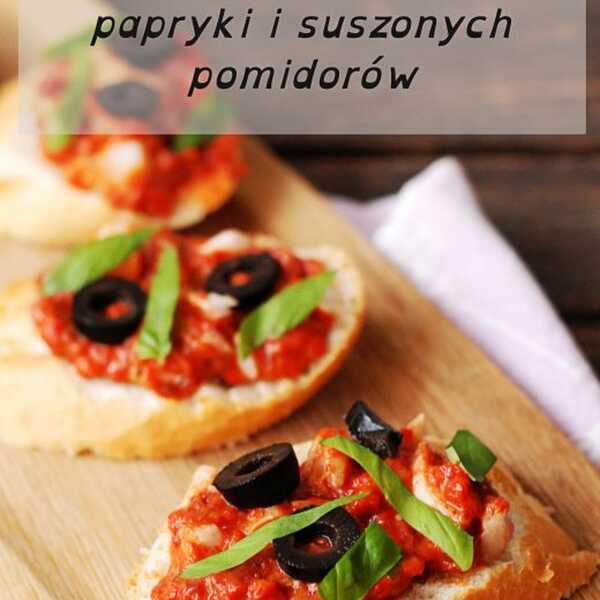 Pasta z pieczonej ryby, papryki i suszonych pomidorów