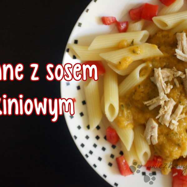 Penne z sosem cukiniowym