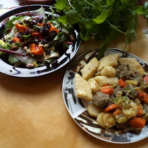 Gulasz jagnięcy z warzywami /Lamb stew with vegetables