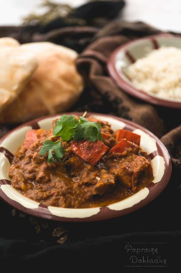 Indyjskie curry z dynią i bakłażanem