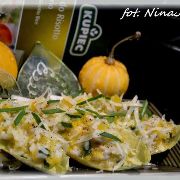 Risotto dyniowe z cheddarem w cykorii