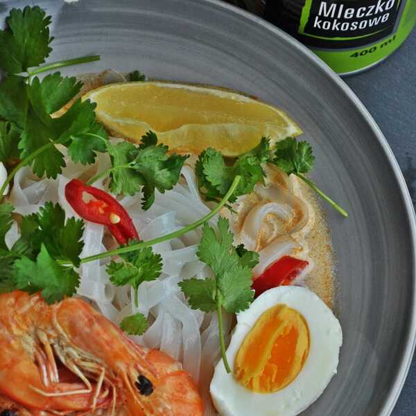 Tajska zupa z pastą Tom Yum