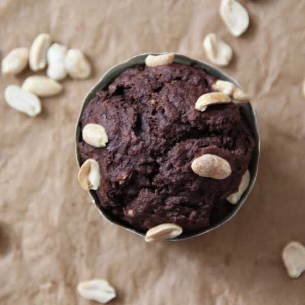 Wegańskie kakaowe muffiny z masłem orzechowym/Vegan chocolate peanut butter muffins