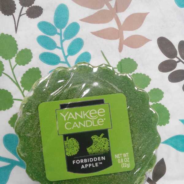 Czwartki z Yankee Candle FORBIDDEN APPLE