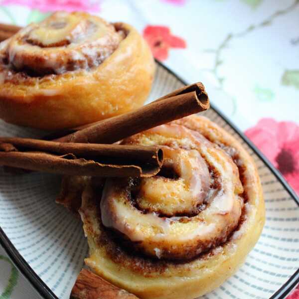 Cinnamon rolls