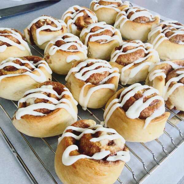 Cinnamon rollsy