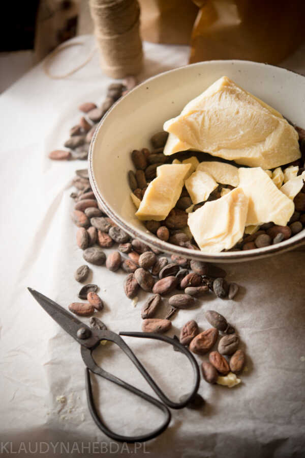 Masło kakaowe: nie tylko na rozstępy! 7 zastosowań