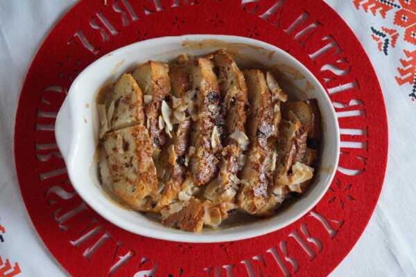 Wegański Bread and butter pudding