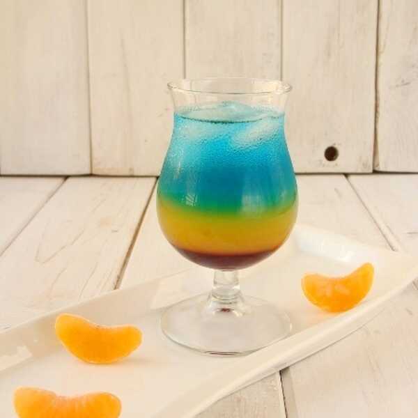 Drink 'Mandarynkowy Raj' z Blue Curacao