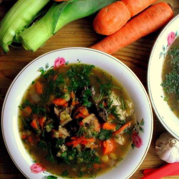 Zupa grzybowa z kaszą jęczmienną / Polish Mushroom Soup with Barley