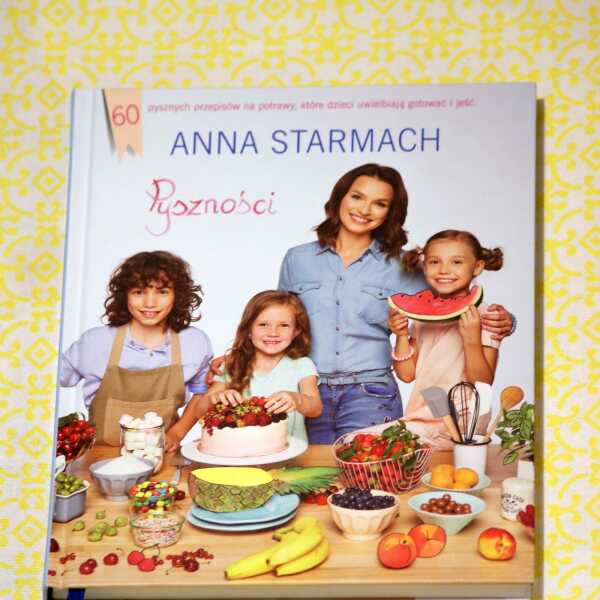 Recenzja książki Anny Starmach 'Pyszności'/Serowe placuszki bananowe