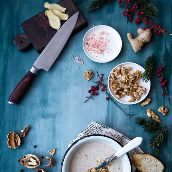 Rozgrzewająca zupa idealna na zimę: zupa orzechowo-kokosowa i materiał dla Hello Zdrowie