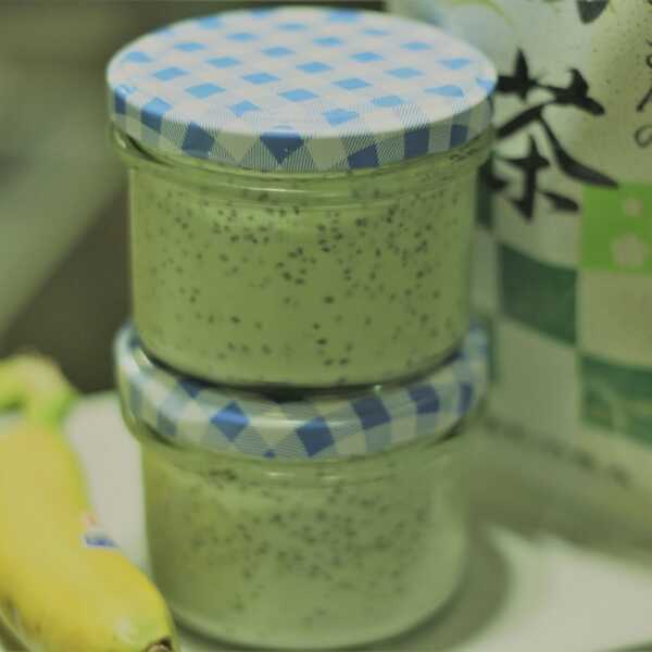 Pudding chia z matcha