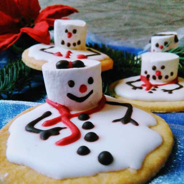 Melting snowmen cookies - ciasteczka topniejące bałwanki