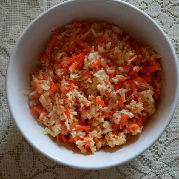 Coleslaw z kalafiora i życzenia