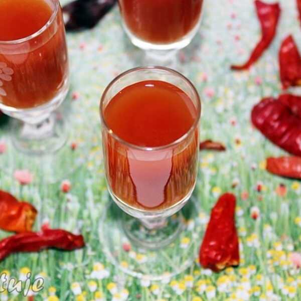 Russian Bloody Mary/Rosyjska Krwawa Marysia - shot z sokiem pomidorowym