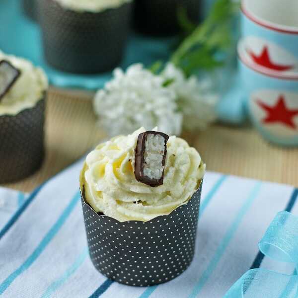 Bounty cupcakes