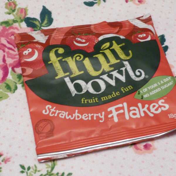 Fruit Bowl Strawberry Flakes