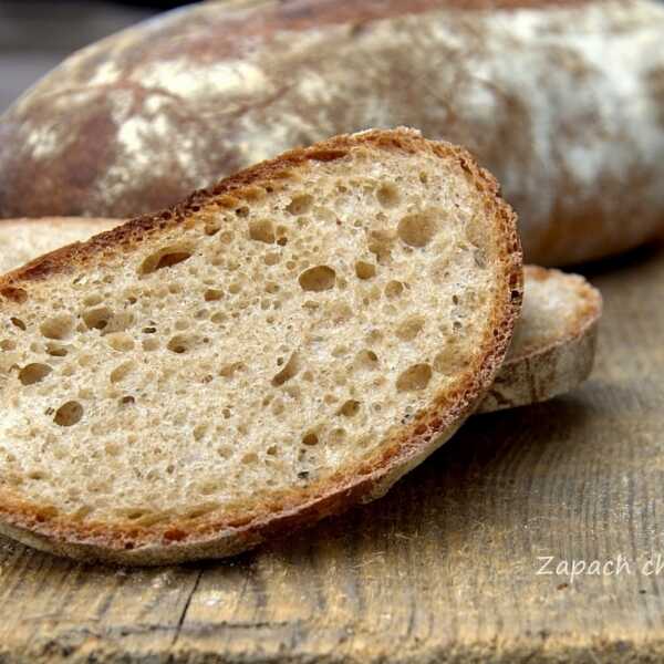 Letni chleb pszenny z mąką Grahama. Szkockie wakacje.
